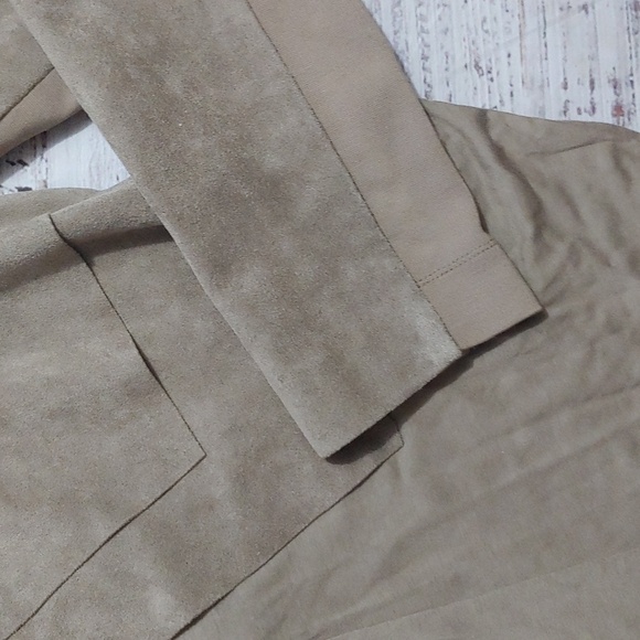 BCBGMAXAZRIA JACKET - Picture 3 of 9